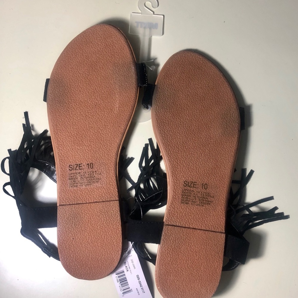 NEW MIXIT Black Fringed Sandals - Picture 3 of 6